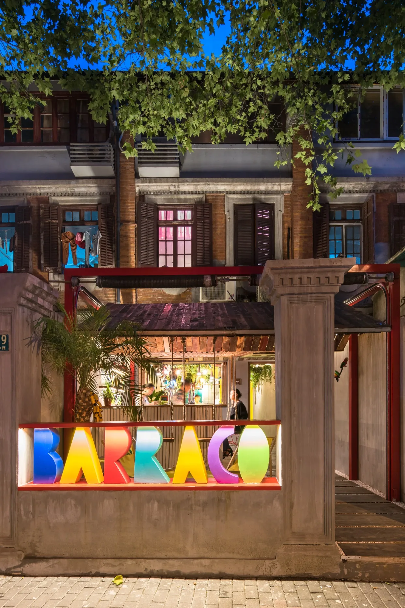 Barraco Shanghai, interior.