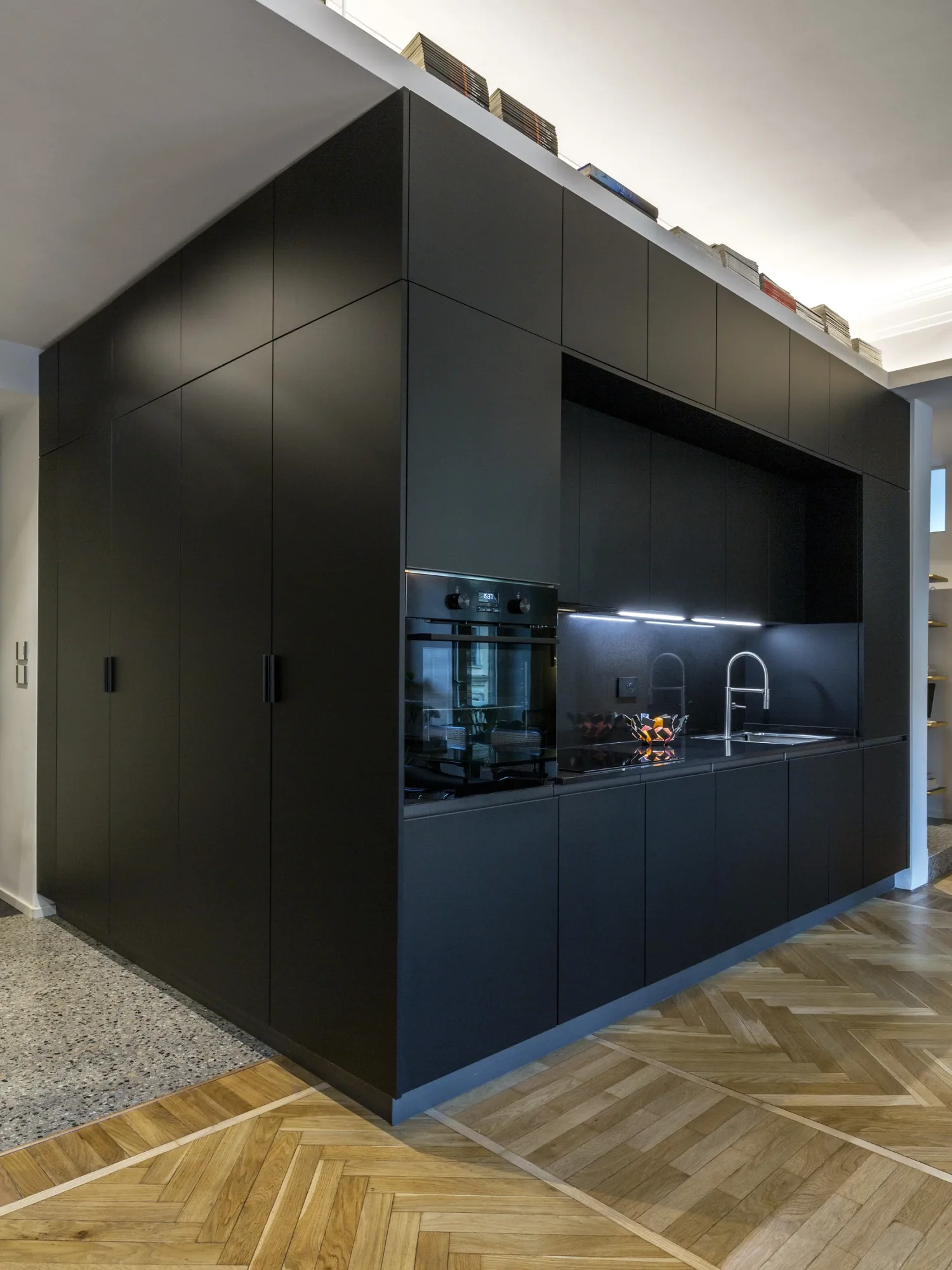 Bertola Apartment, interior. Photo: Beppe Giardino.