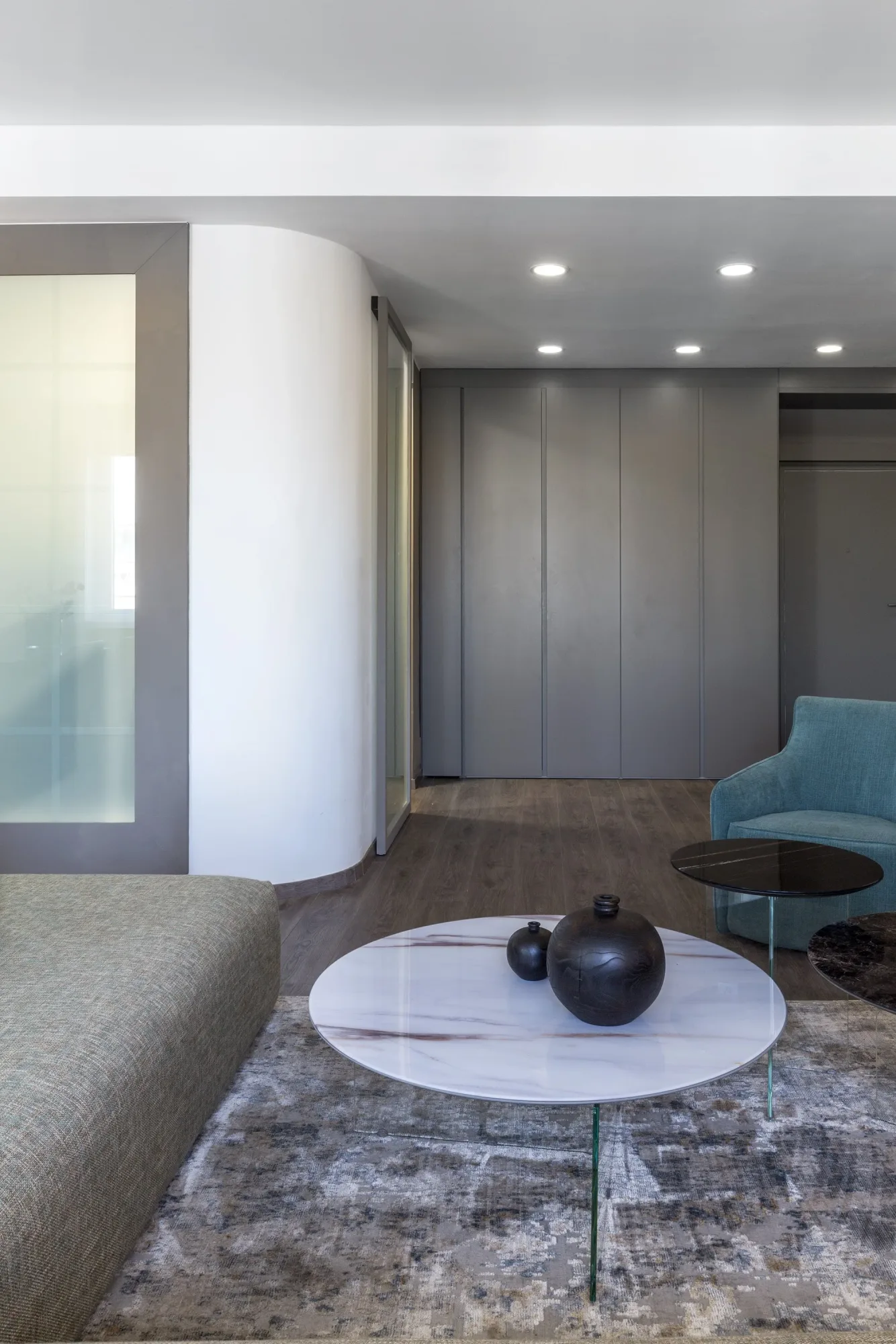 Magenta Apartment, interno. Foto: Beppe Giardino.