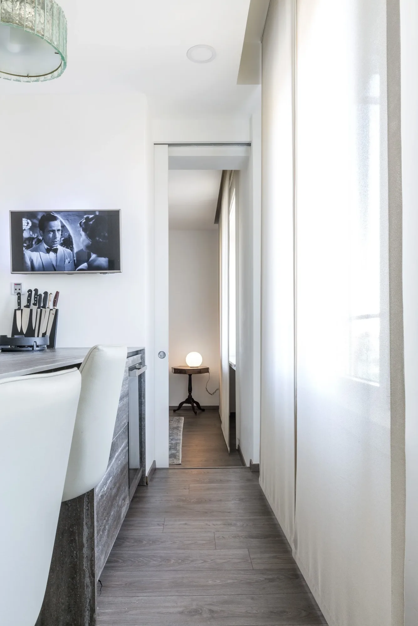 Magenta Apartment, interno. Foto: Beppe Giardino.